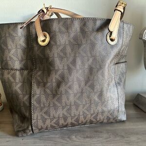 ✨ Michael Kors Signature Logo Tote Bag ✨